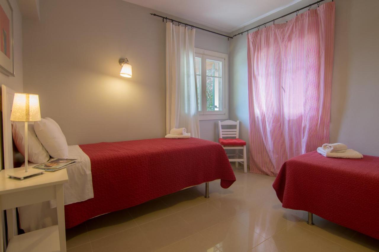 Villa Elaia Suites & Apartments No.2 ガイオス エクステリア 写真