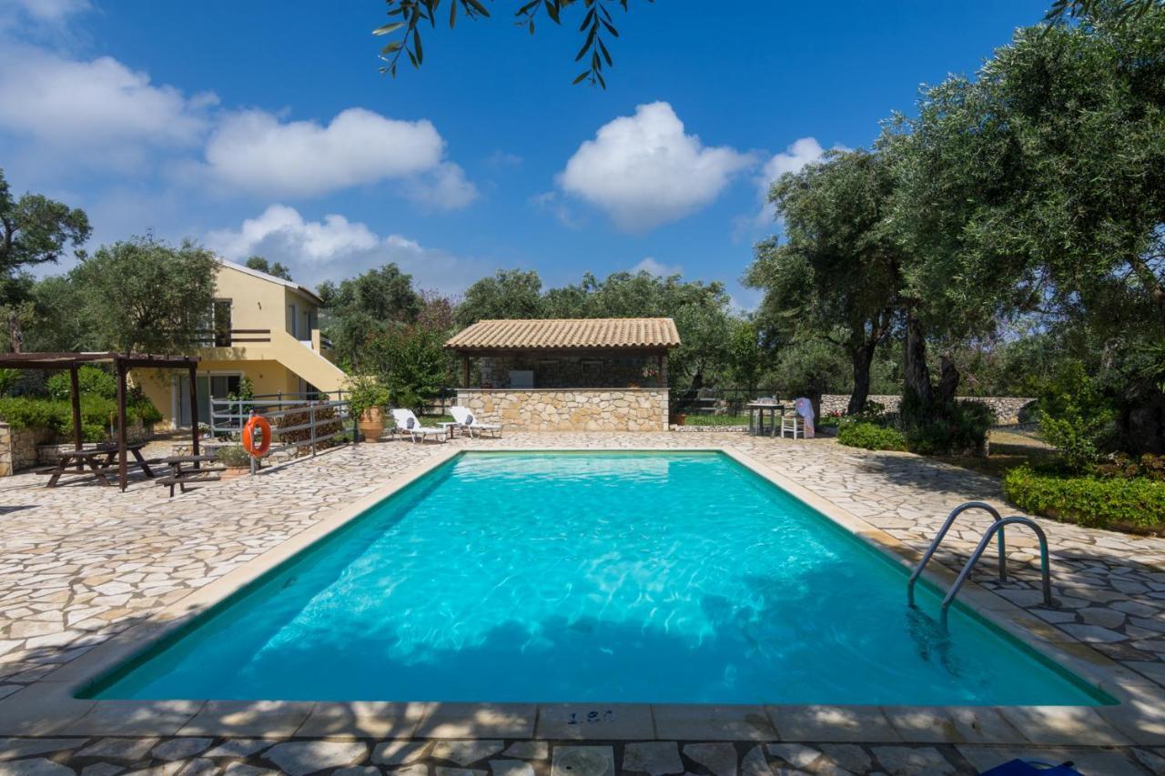 Villa Elaia Suites & Apartments No.2 ガイオス エクステリア 写真